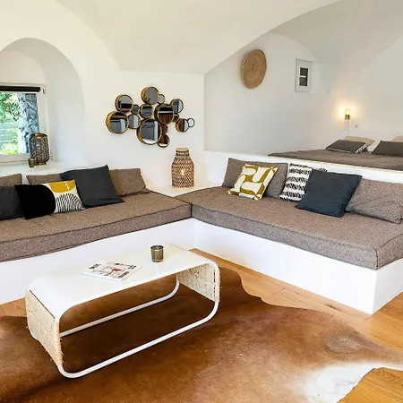 Former Sheepfold With Natural Shared Pool In Drome *