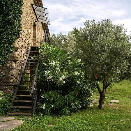 Prázdninový dům Former Sheepfold With Natural Shared Pool In Drome Puy-Saint-Martin